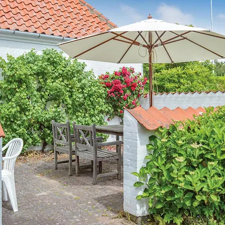 One-bedroom In Holiday home